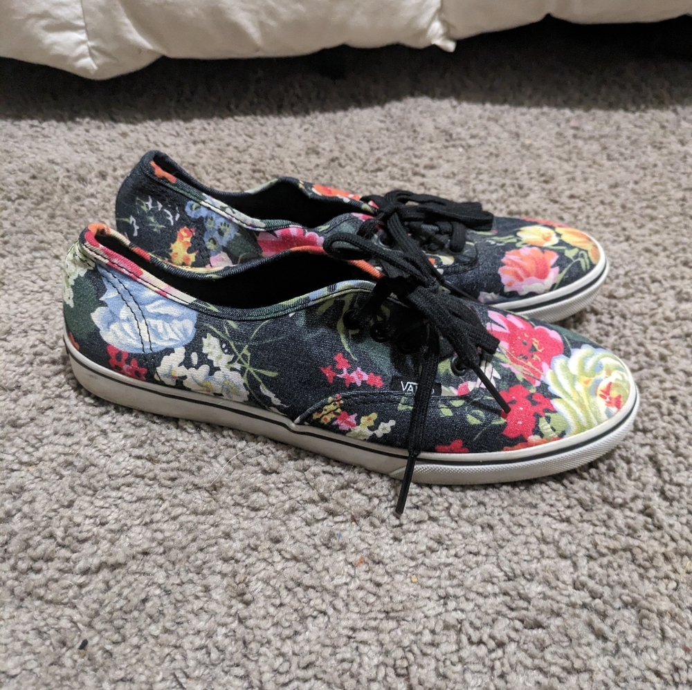 Vans Black/Red/Green